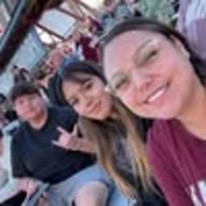 Meet your Posher, Latasha